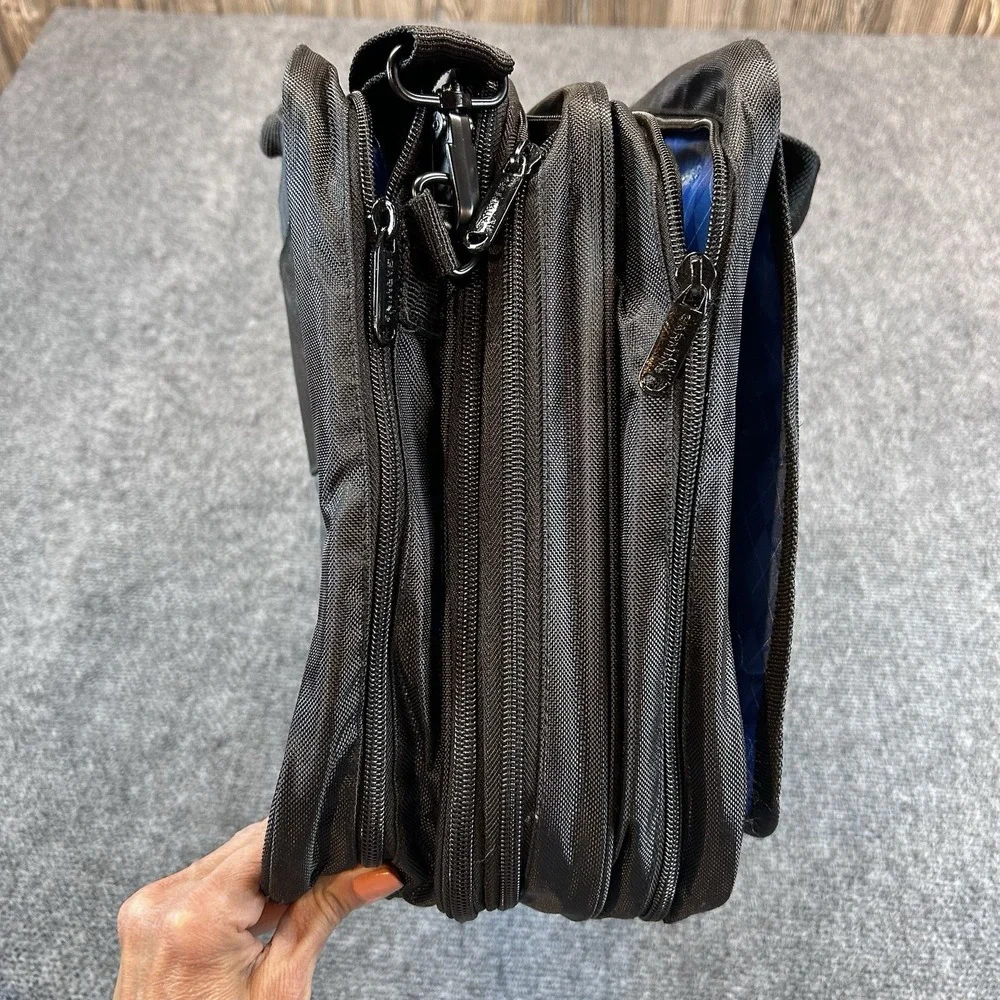 Garmin Executive Flight Carrying Bag BAG ONLY Black New W/ Blue Small T-shirt